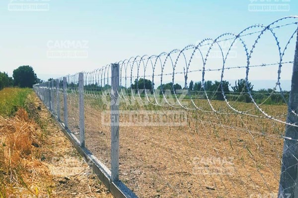 Tel Örgü Jiletli Tel